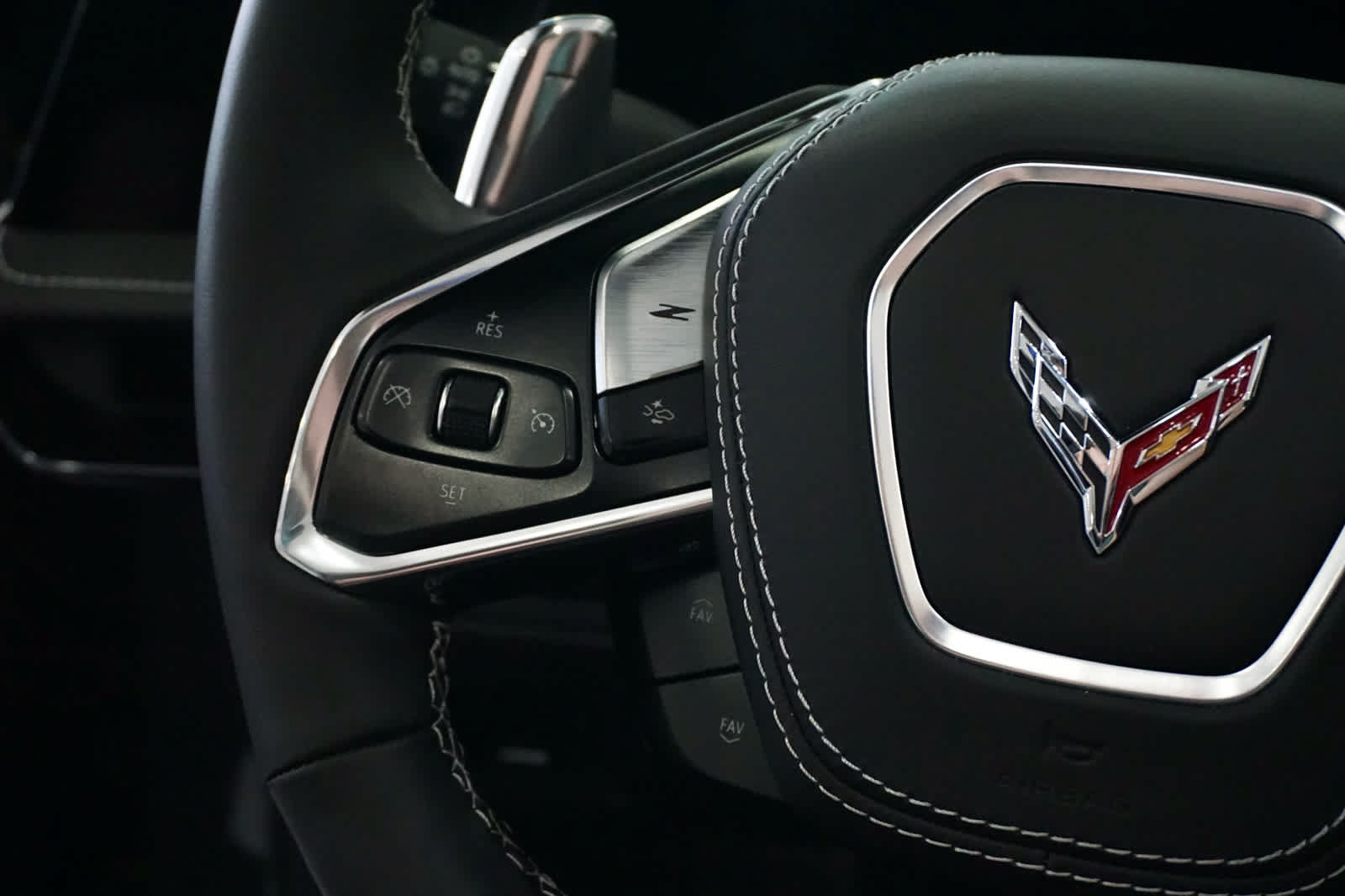 New 2027 Chevrolet Corvette Stingray Convertible w/ Stealth Interior Trim Package RWD image 11