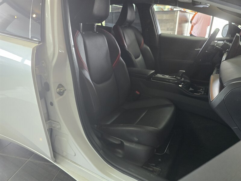 Used 2023 Toyota Prius Prime FWD image 15