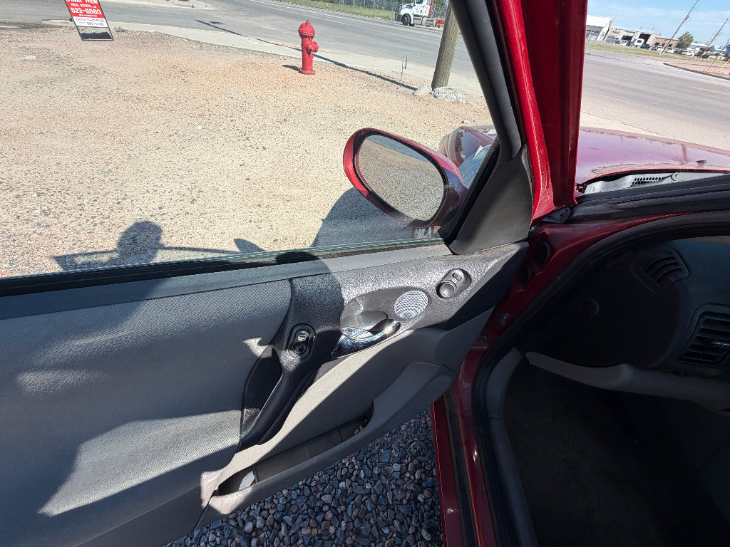 Used 2003 Saturn L-Series L200 FWD image 31