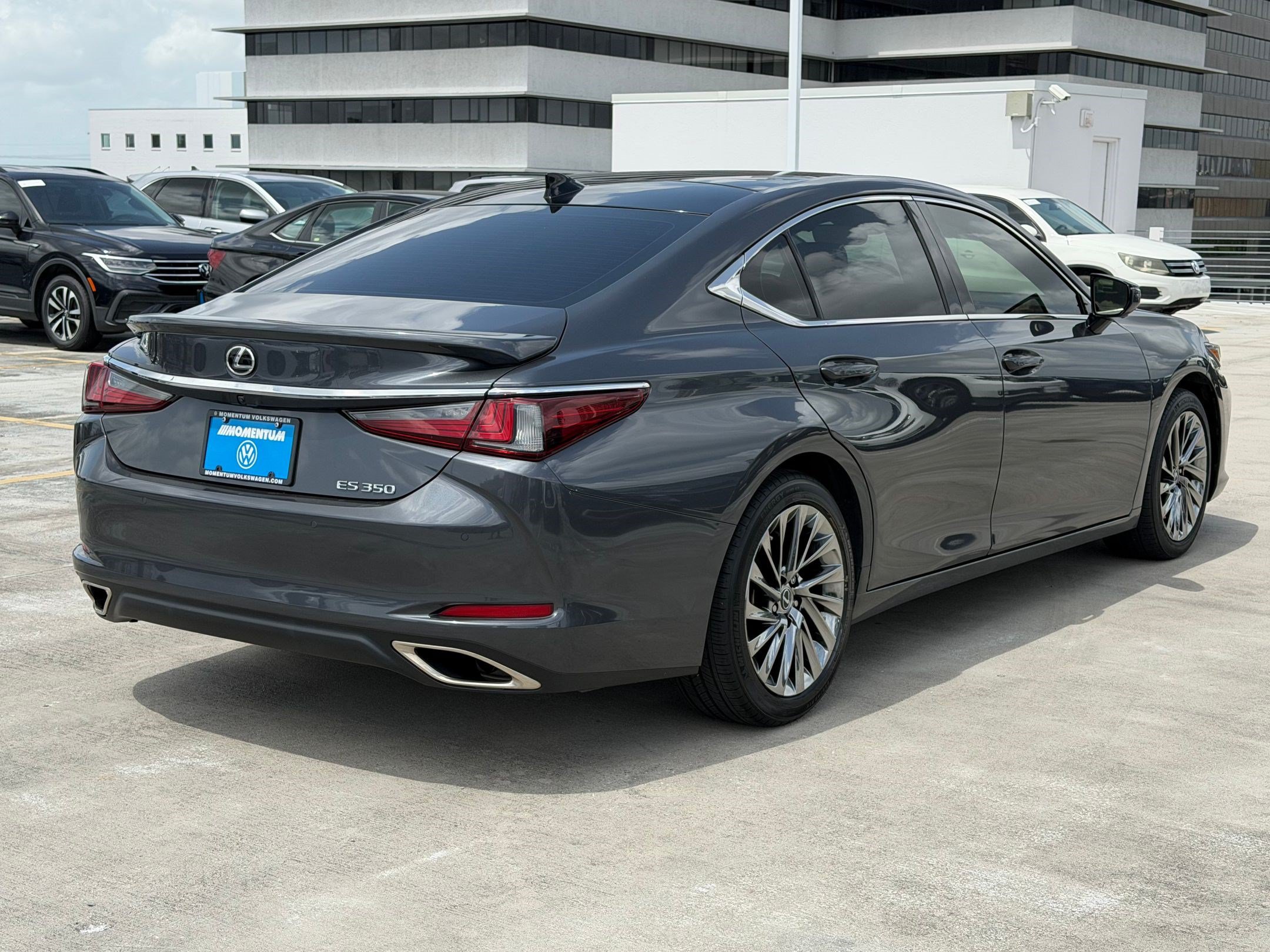 Used 2024 Lexus ES 350 Ultra Luxury FWD image 9