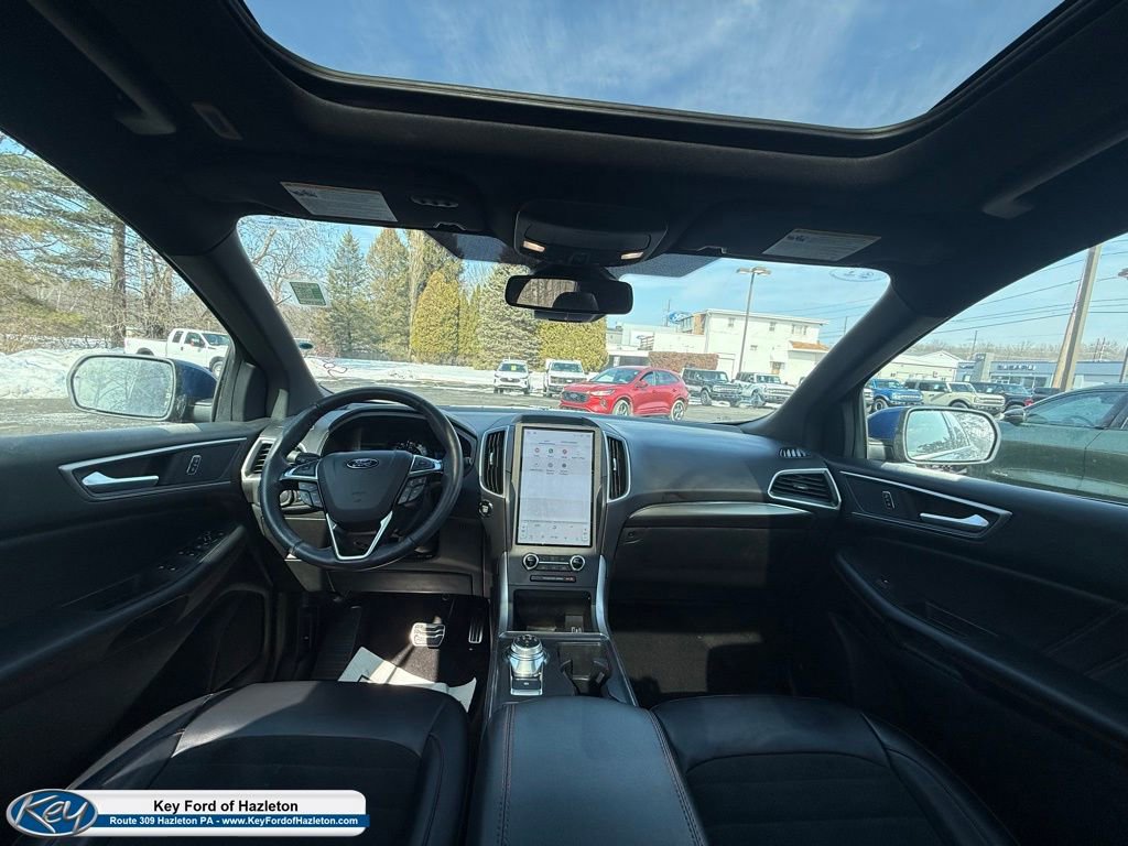 Used 2023 Ford Edge ST-Line w/ Cargo Accessory Package image 30