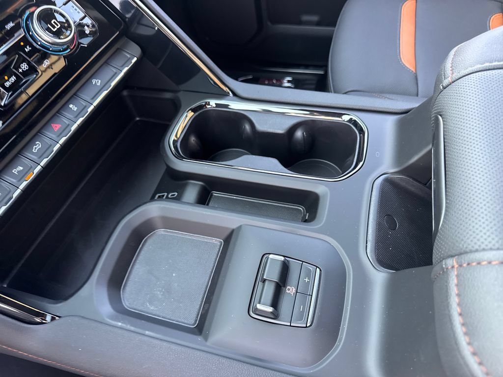 New 2026 GMC Sierra 2500 AT4 w/ AT4 Premium Plus Package AWD/4WD image 18