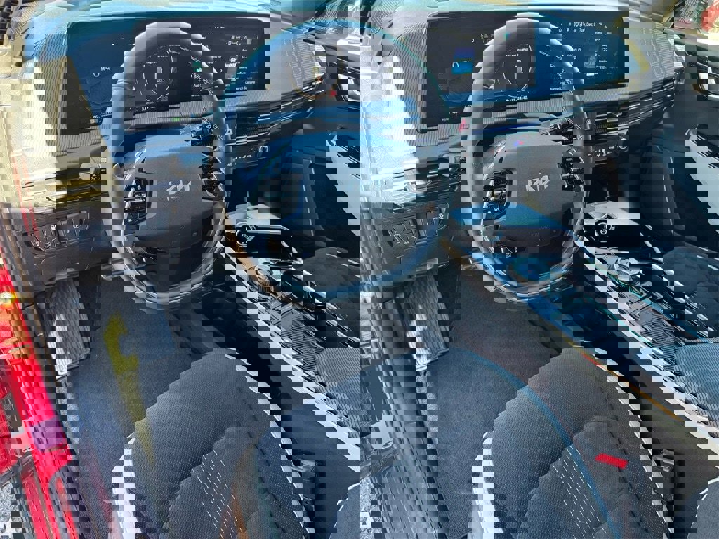 Used 2022 Kia EV6 GT-Line w/ GT-Line Suede Seat Package image 15