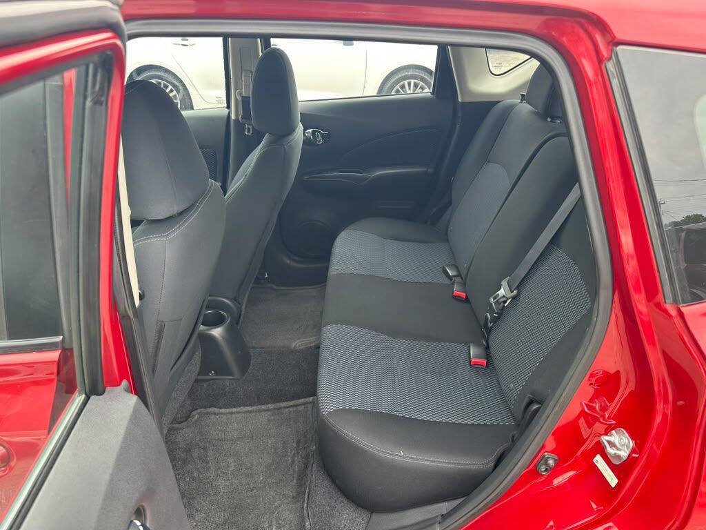 Used 2015 Nissan Versa Note SV FWD image 21