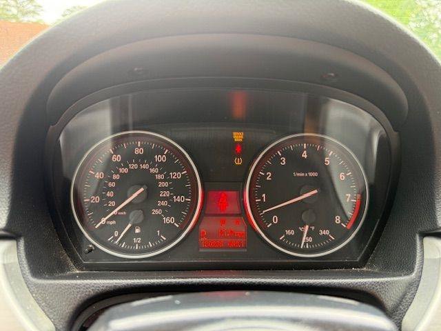 Used 2011 BMW 328i Convertible RWD image 26