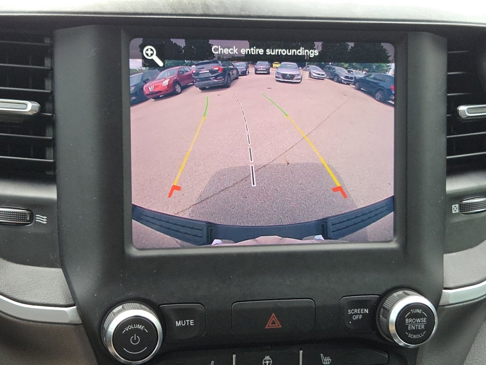 Used 2020 RAM 1500 Big Horn AWD/4WD image 9