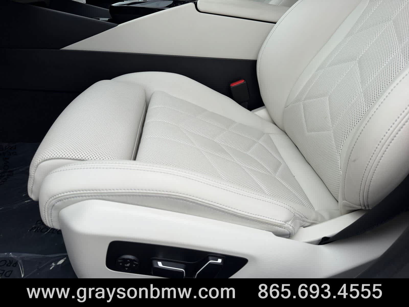 Used 2026 BMW 540i xDrive AWD/4WD image 11