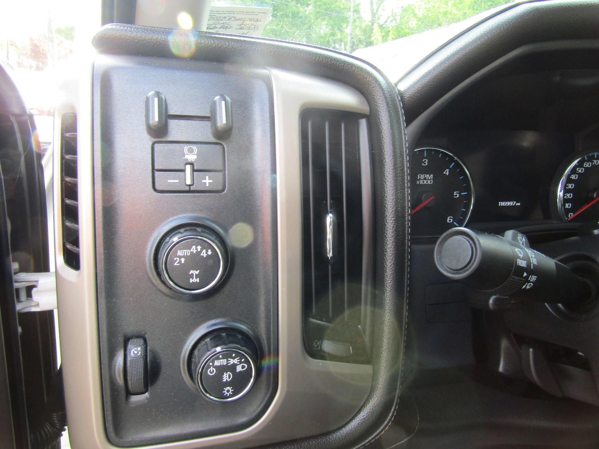 Used 2017 GMC Sierra 1500 Denali AWD/4WD image 22