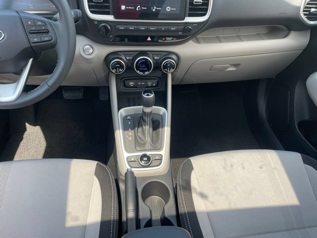 New 2026 Hyundai Venue SEL FWD image 17