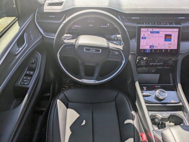 New 2025 Jeep Grand Cherokee L Limited image 14