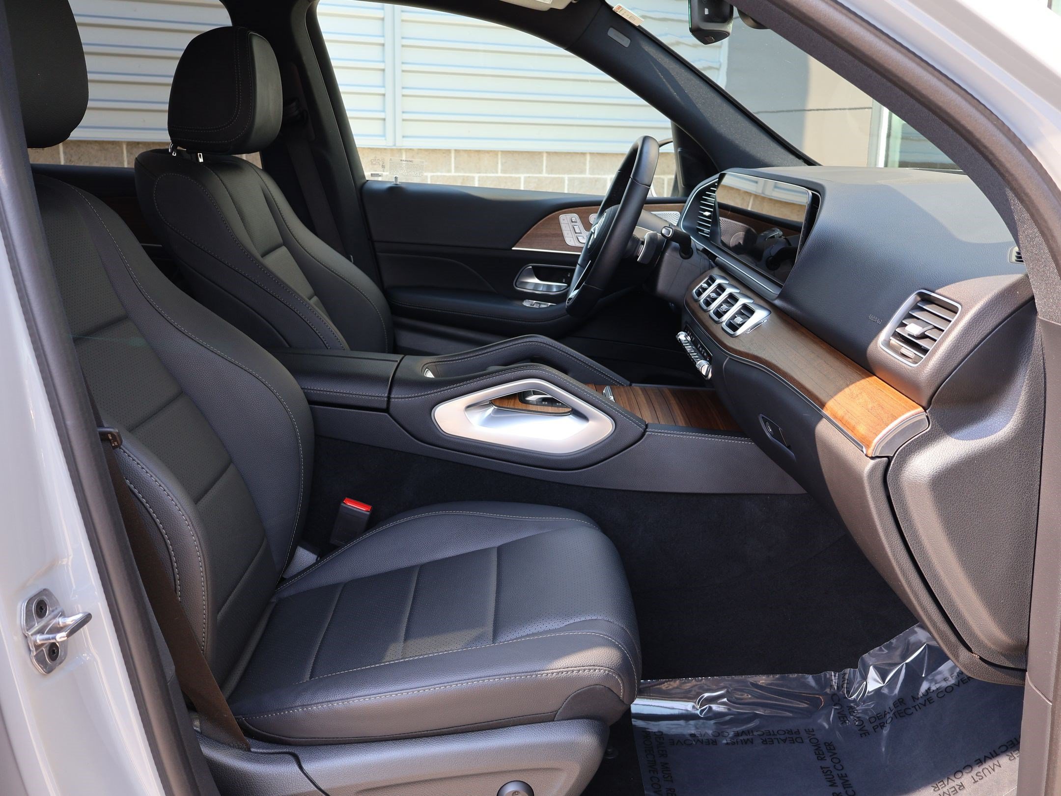 Used 2025 Mercedes-Benz GLE 450 4MATIC image 31