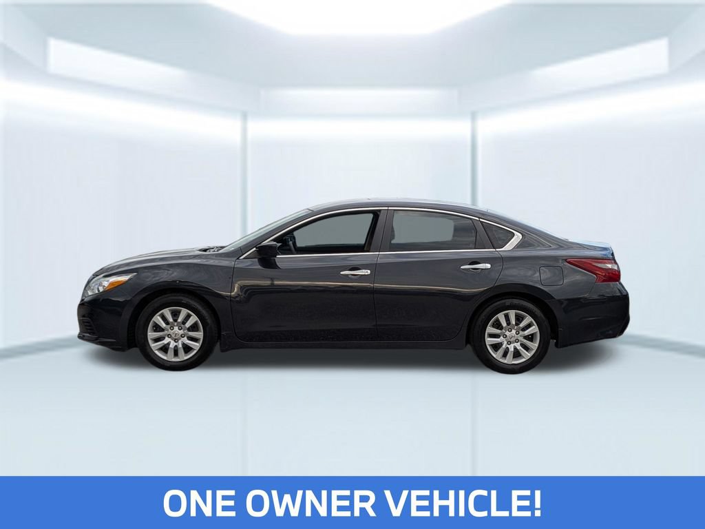 Used 2018 Nissan Altima 2.5 S w/ S Convenience Package FWD image 2