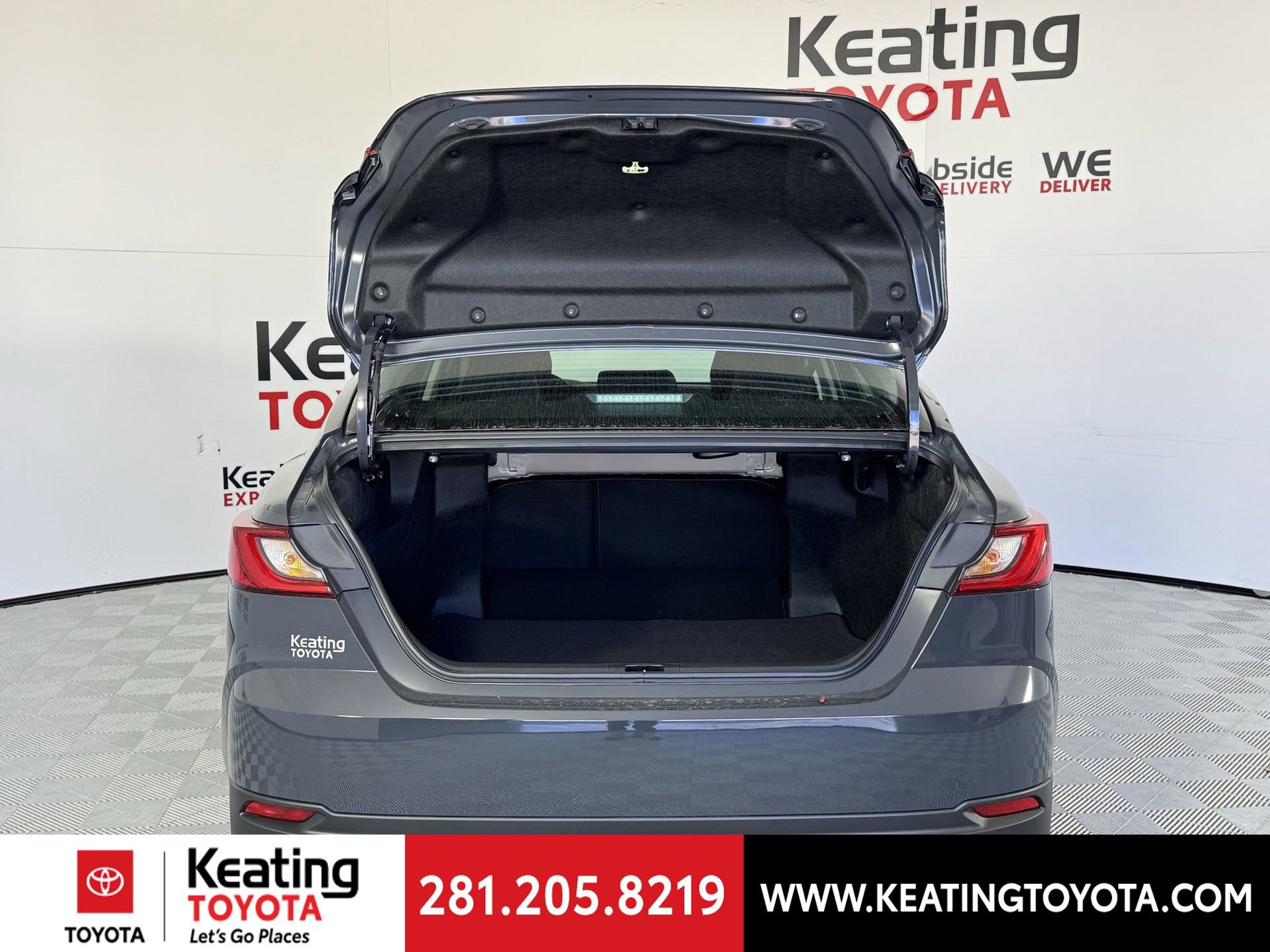 Used 2026 Toyota Camry LE image 11