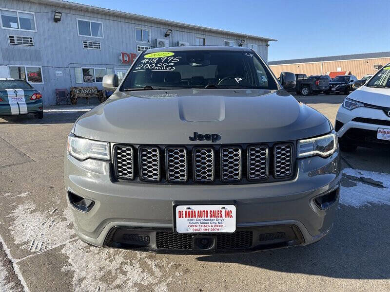 Used 2022 Jeep Grand Cherokee Laredo X AWD/4WD image 8