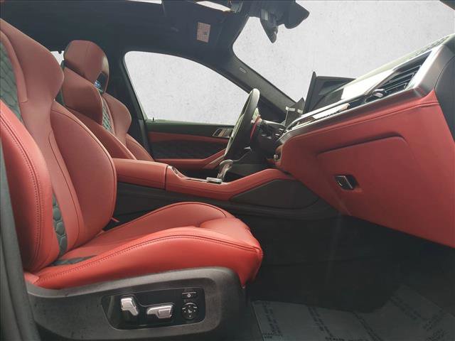 Used 2025 BMW X6 M Competition w/ Executive Package image 28