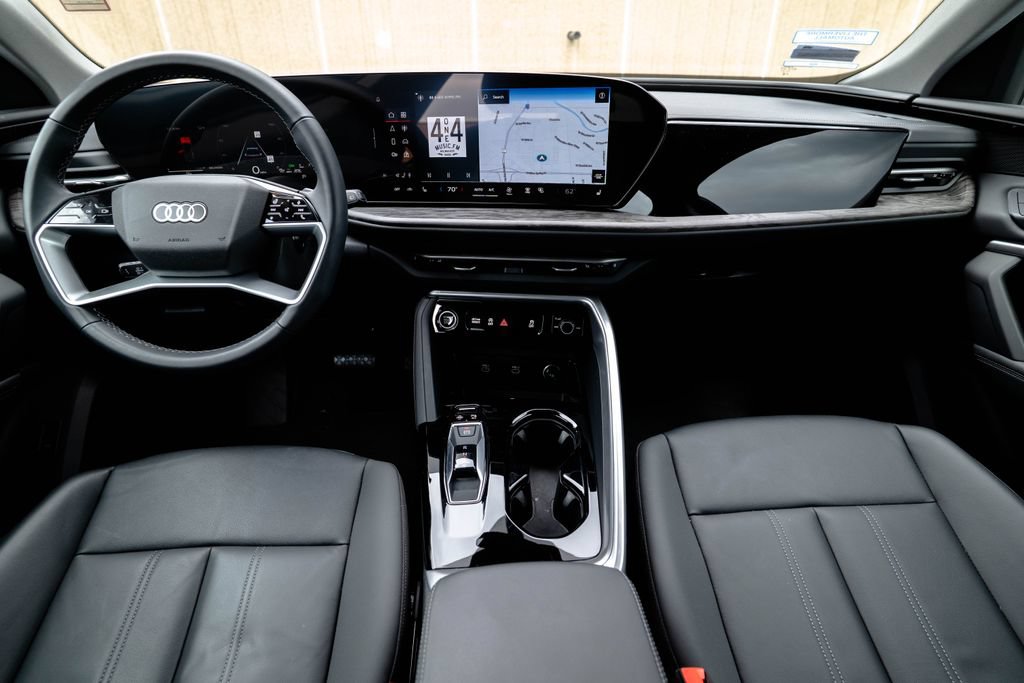 Used 2025 Audi Q5 Premium w/ Convenience Package AWD/4WD image 12
