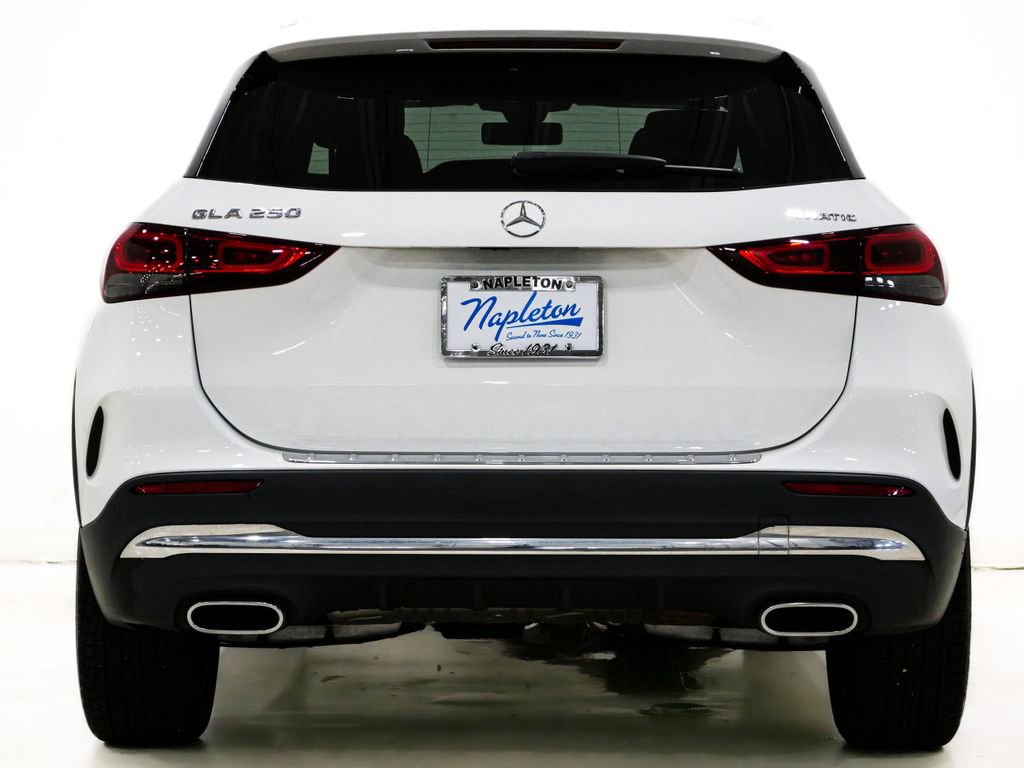Used 2023 Mercedes-Benz GLA 250 4MATIC image 8