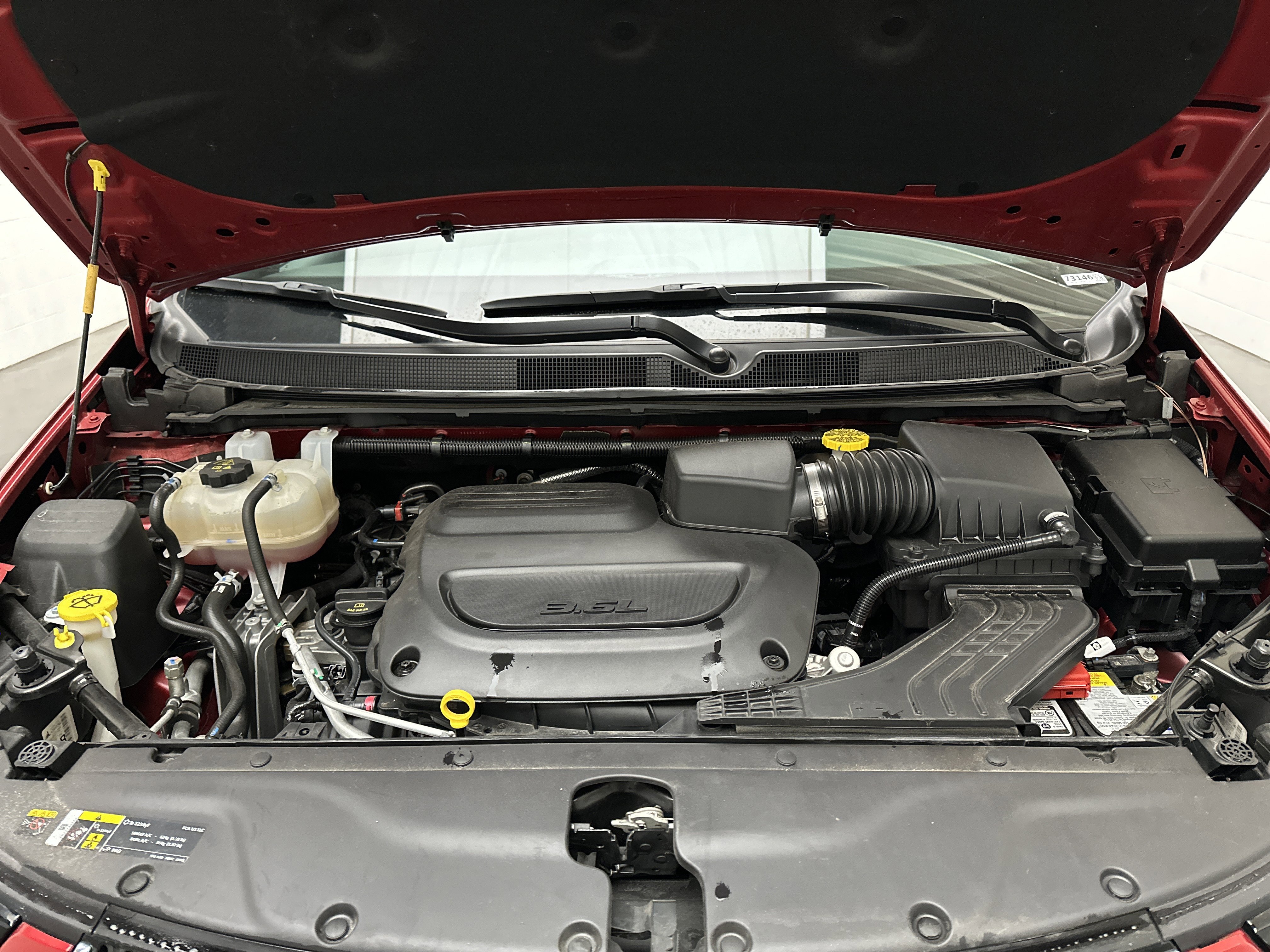 Used 2025 Chrysler Pacifica Select FWD image 41