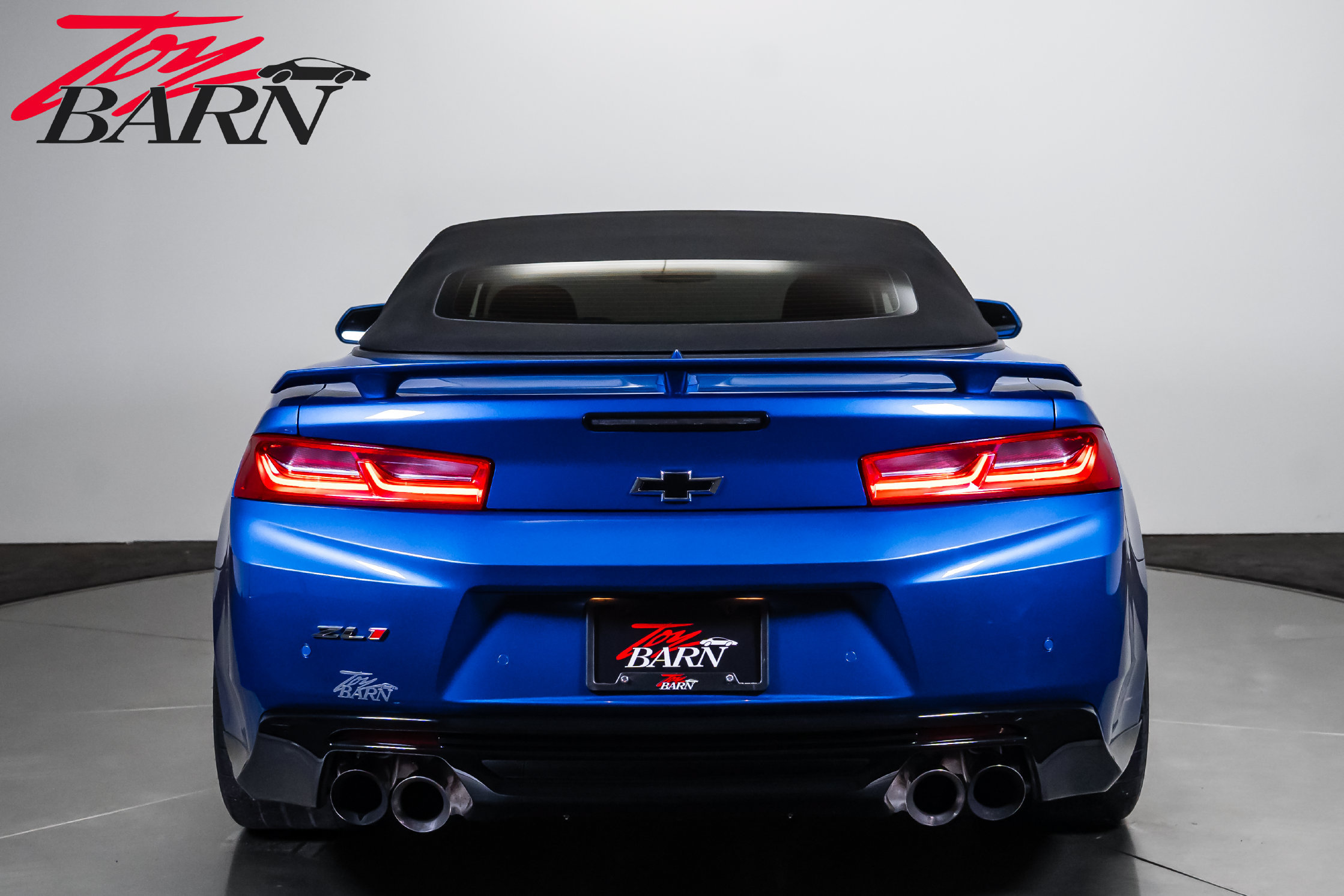 Used 2018 Chevrolet Camaro ZL1 RWD image 12
