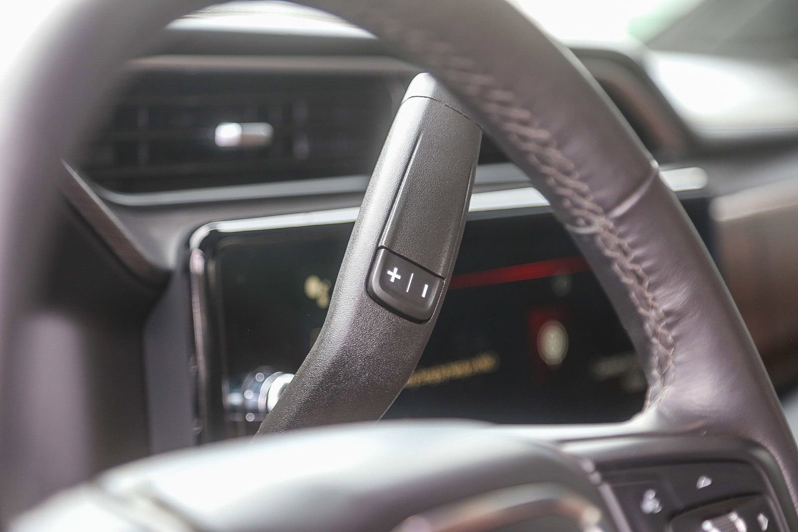Used 2024 GMC Sierra 3500 Denali Ultimate image 18