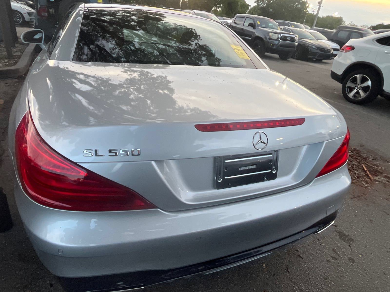 Used 2017 Mercedes-Benz SL 550 image 13