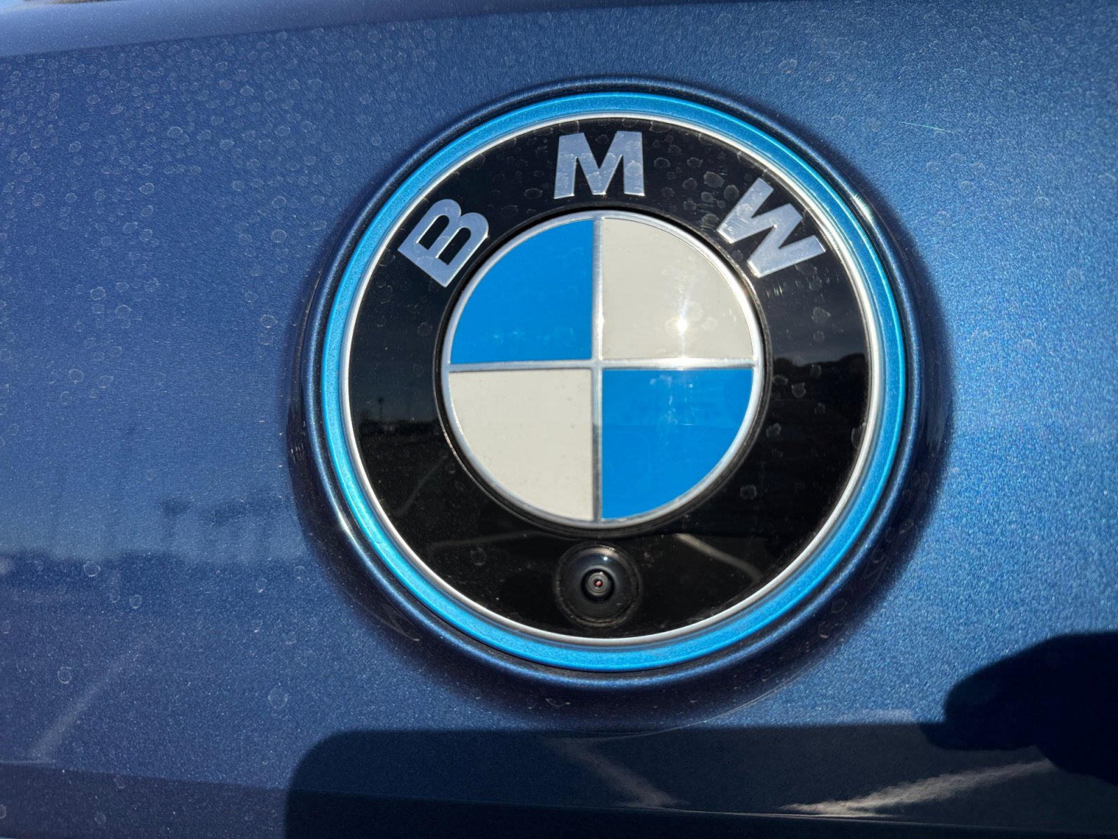 Used 2024 BMW iX xDrive50 w/ Premium Package image 24