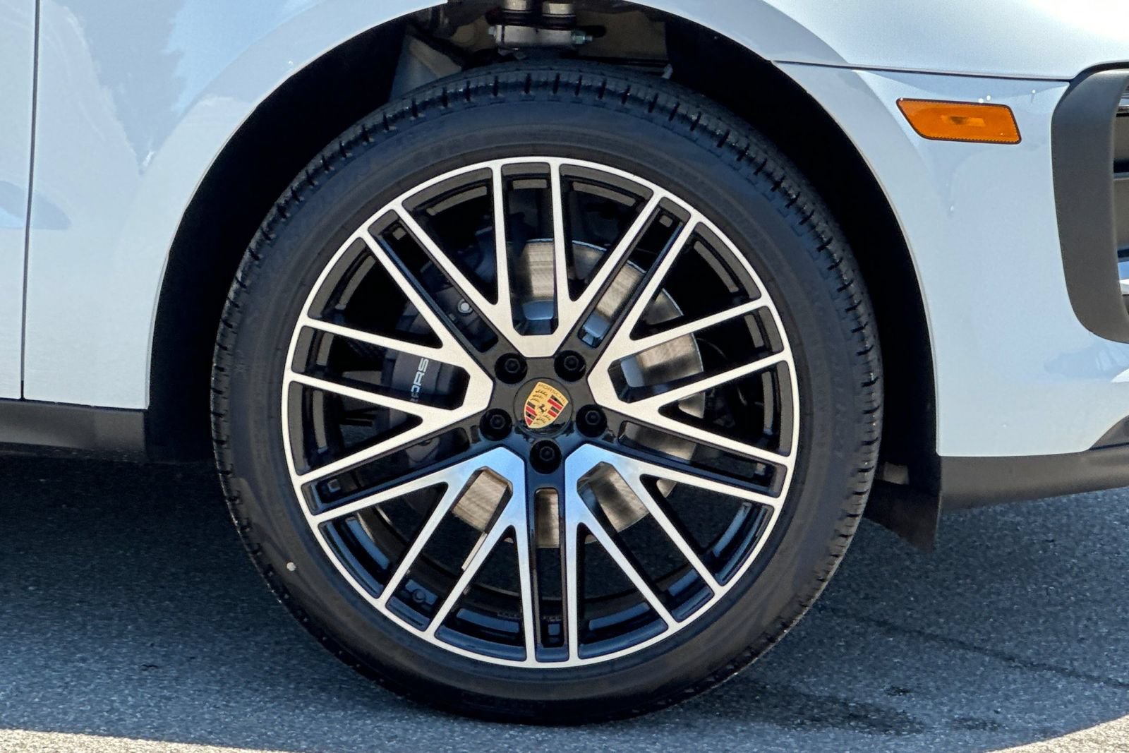 New 2026 Porsche Macan AWD/4WD image 42