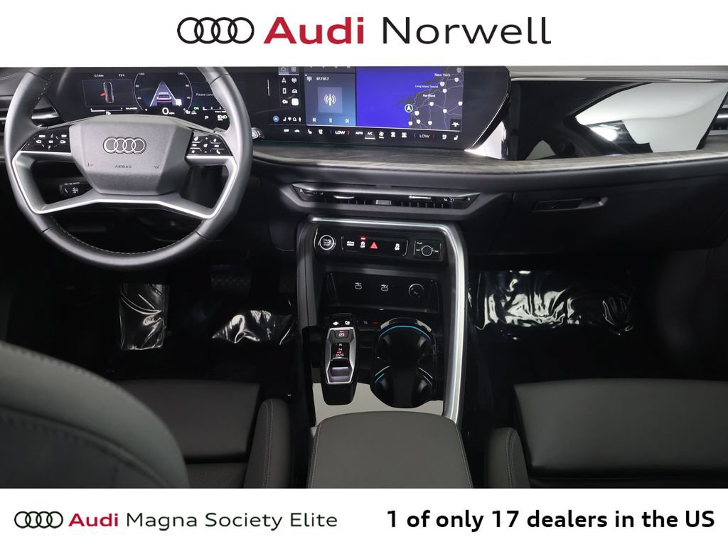 Used 2025 Audi Q5 2.0T w/ Premium Plus AWD/4WD image 24