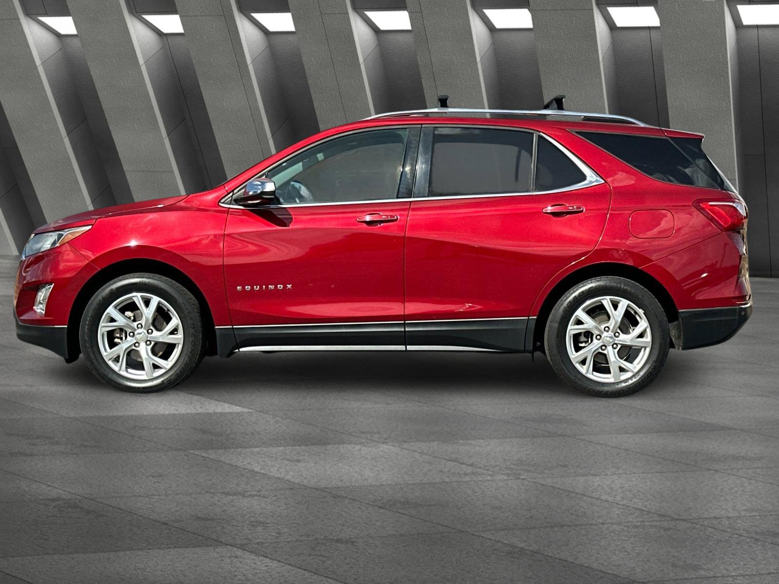 Used 2018 Chevrolet Equinox Premier AWD/4WD image 7