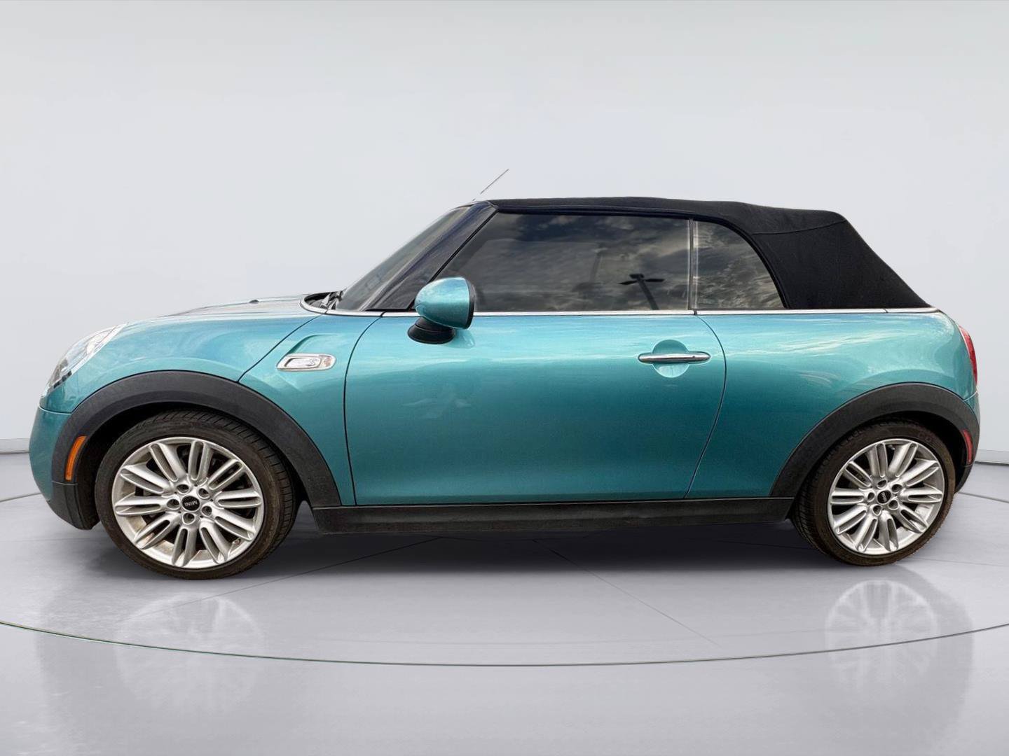 Used 2017 MINI Cooper S FWD image 6