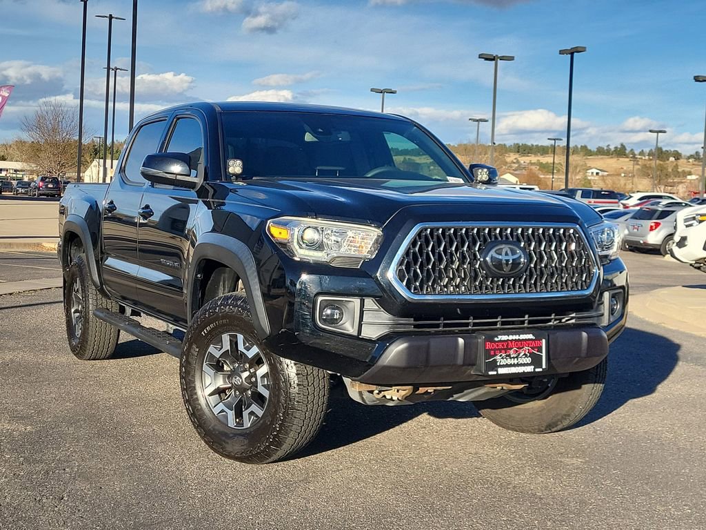 Used 2019 Toyota Tacoma TRD Off-Road image 2