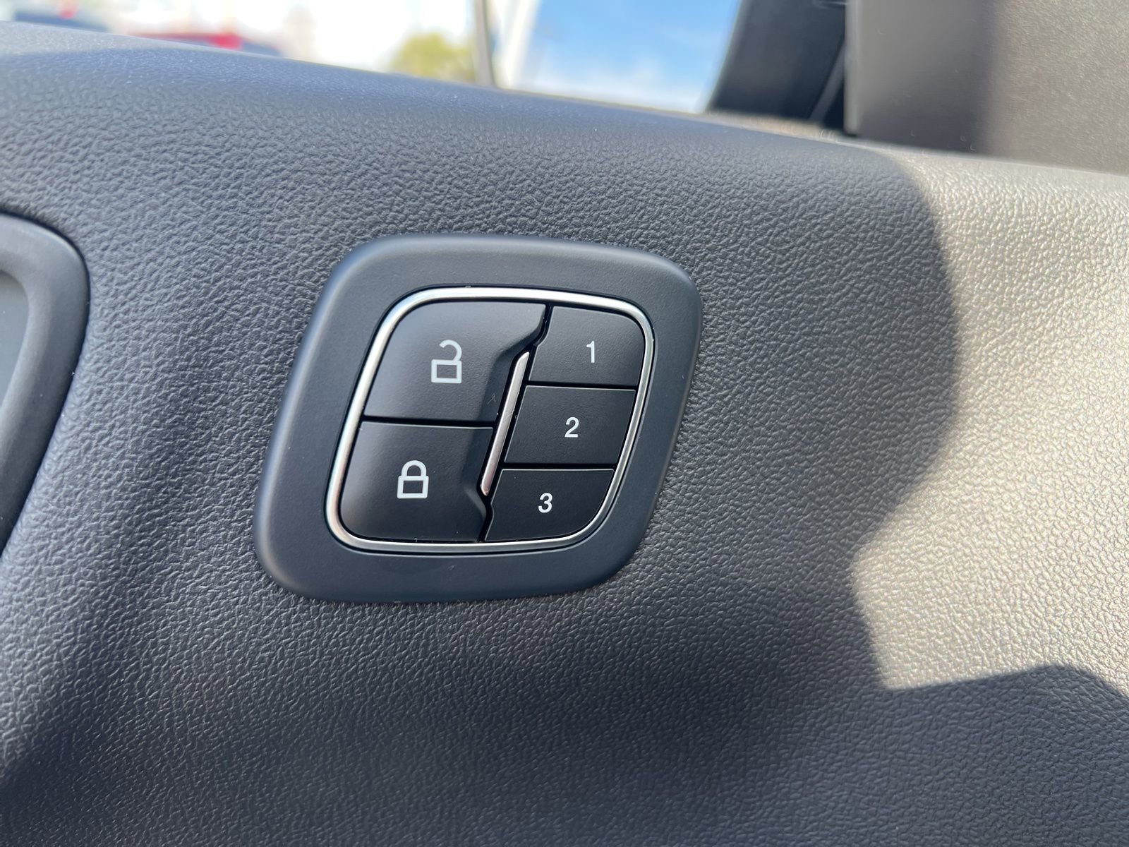 Used 2023 Ford Escape ST-Line Select w/ Tech Pack #2 AWD/4WD image 12