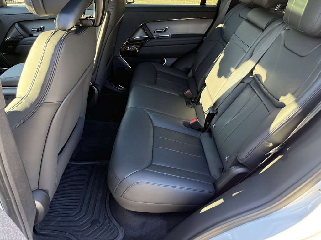 New 2025 Land Rover Range Rover Sport SE AWD/4WD image 11