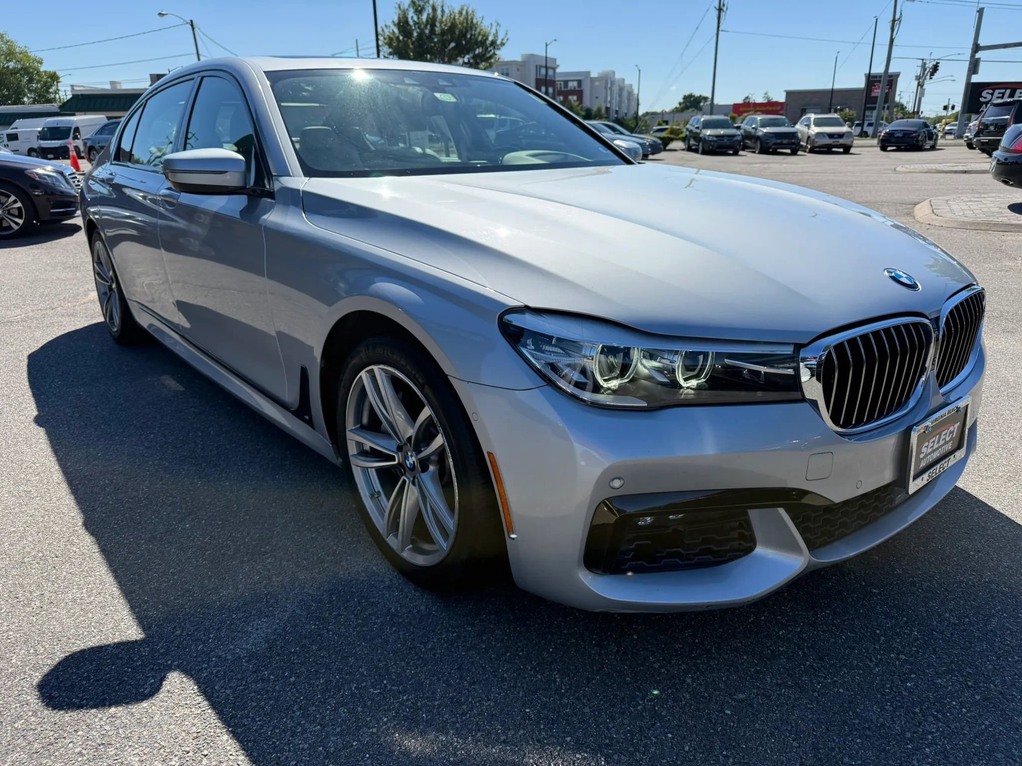 Used 2017 BMW 740i xDrive AWD/4WD image 5