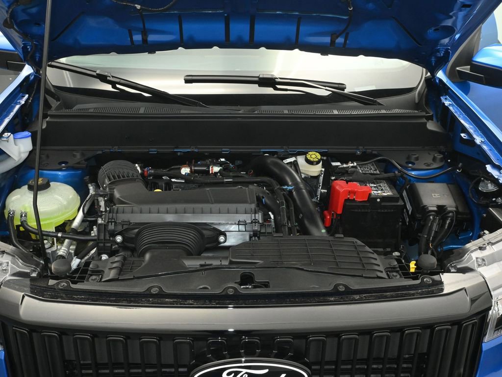 New 2025 Ford Maverick Lobo image 11