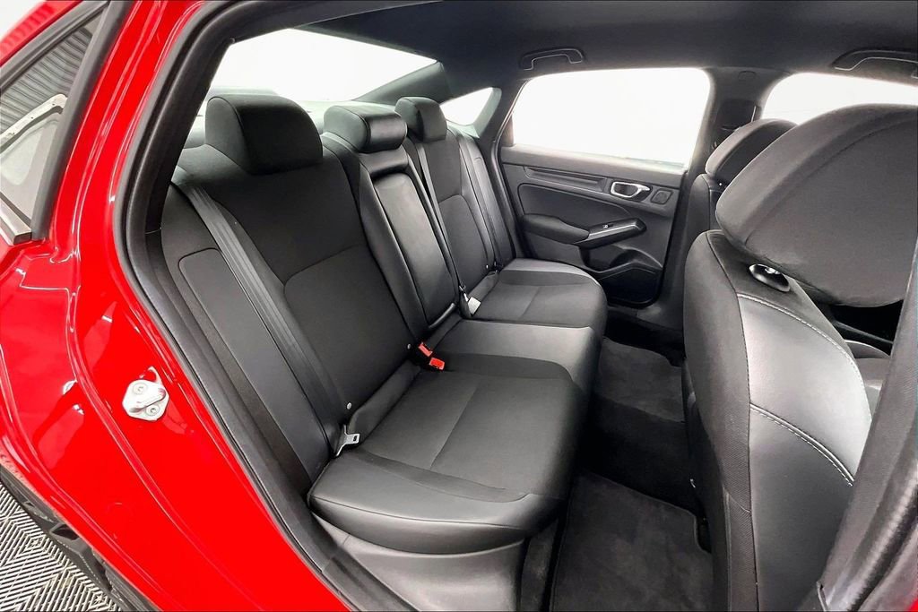 Used 2025 Honda Civic Sport image 27