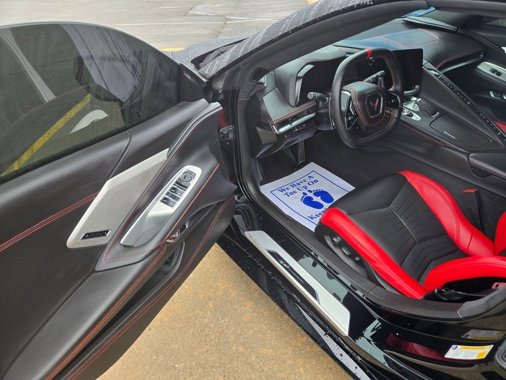 Used 2024 Chevrolet Corvette Stingray Premium Conv w/ 3LT image 5