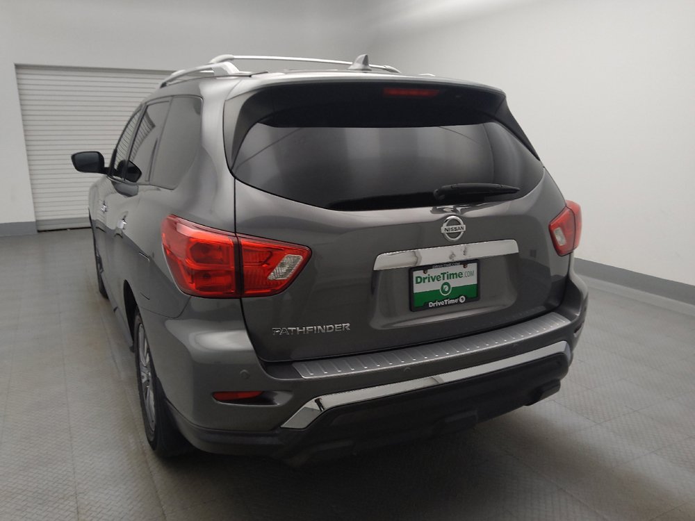 Used 2020 Nissan Pathfinder S FWD image 6