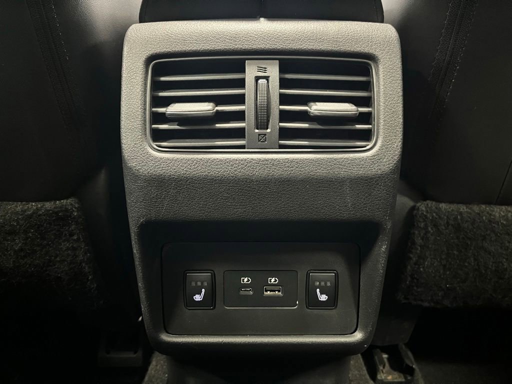 Used 2021 Nissan Rogue SV AWD/4WD image 33