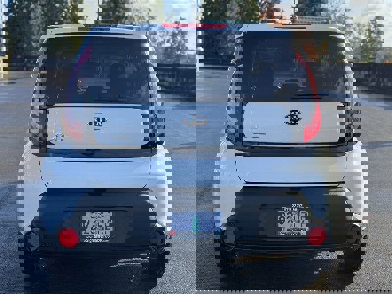 Used 2016 Kia Soul LX image 4