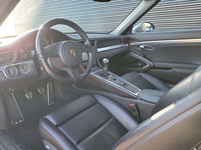 Certified 2016 Porsche 911 Carrera RWD image 4