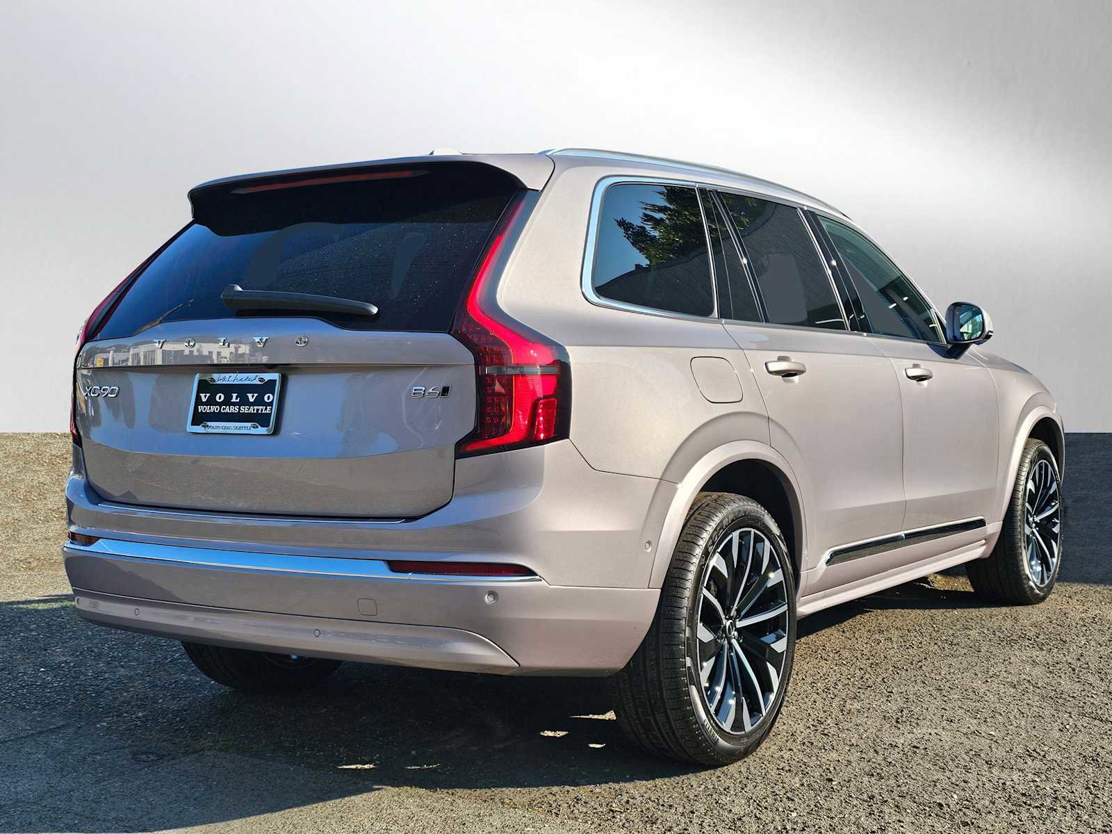 New 2026 Volvo XC90 B6 Plus image 7