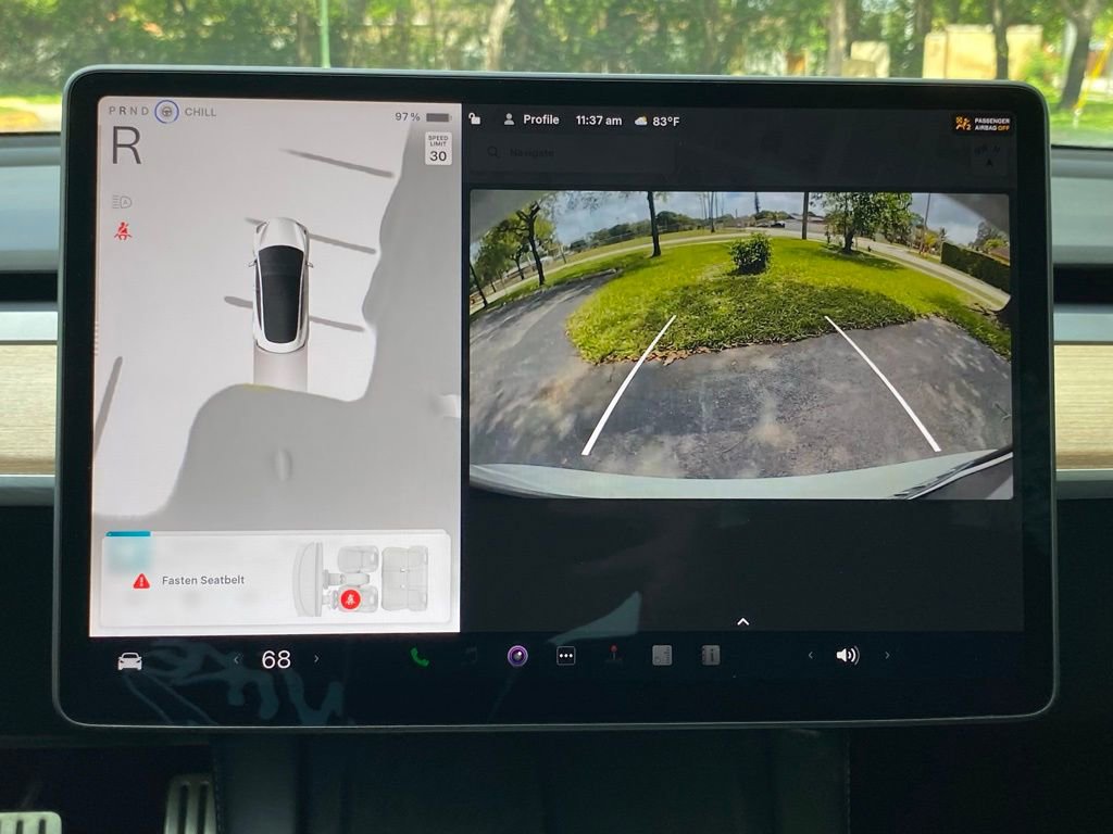 Used 2023 Tesla Model 3 Performance image 23