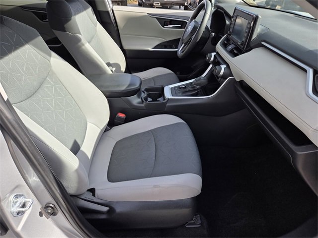Used 2021 Toyota RAV4 XLE w/ Convenience Package image 15