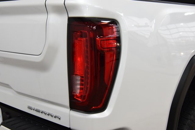 Used 2022 GMC Sierra 3500 Denali w/ Denali Ultimate Package image 22