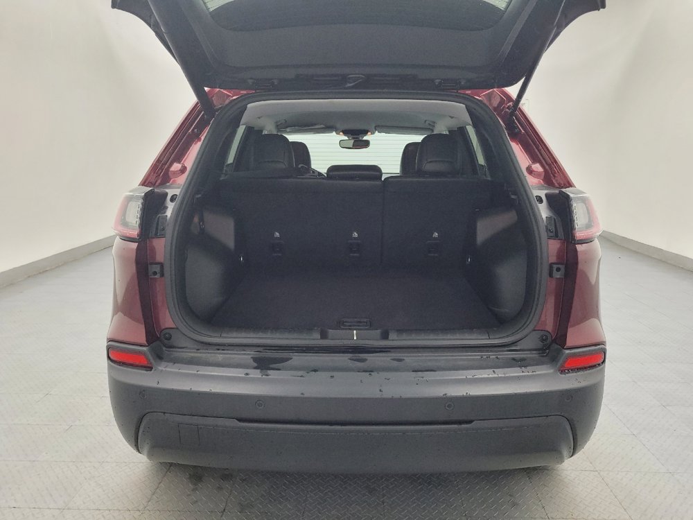 Used 2020 Jeep Cherokee Latitude Plus image 29