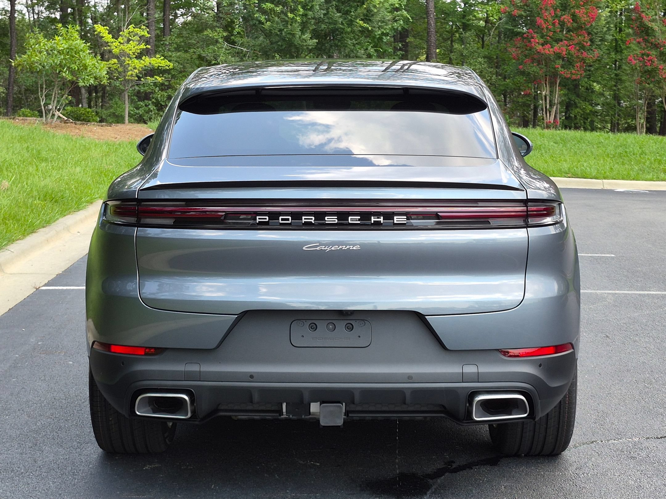 New 2026 Porsche Cayenne Coupe AWD/4WD image 29