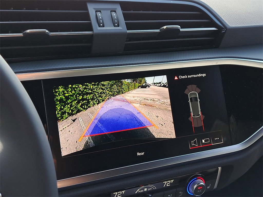 New 2025 Audi Q3 2.0T Premium image 13