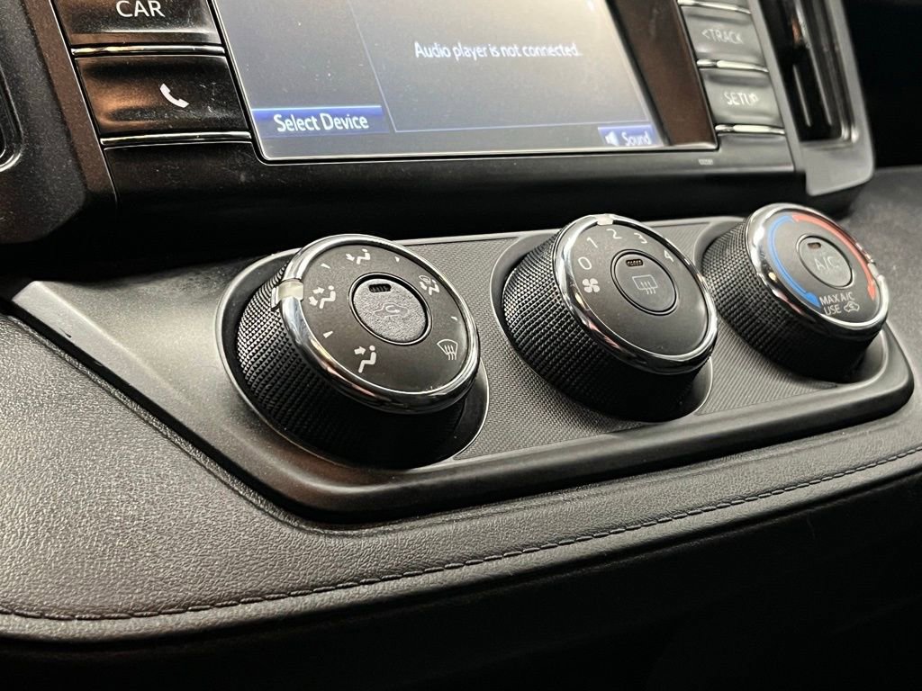 Used 2017 Toyota RAV4 LE image 9