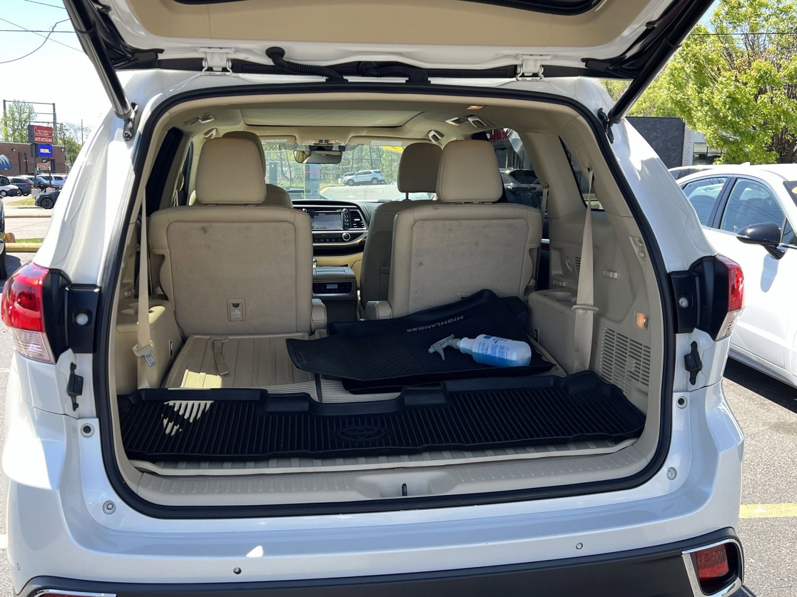 Used 2019 Toyota Highlander Limited Platinum image 28